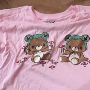 Cute pink crop top with adorable bears